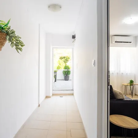 Maria's Comfort Apartamento Rétino